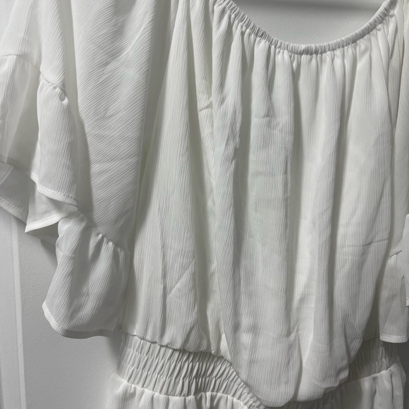 Romper - Picture 2 of 3